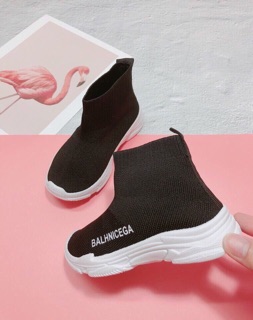 Bốt len cho bé size 22- 39. Hàng có sẵn