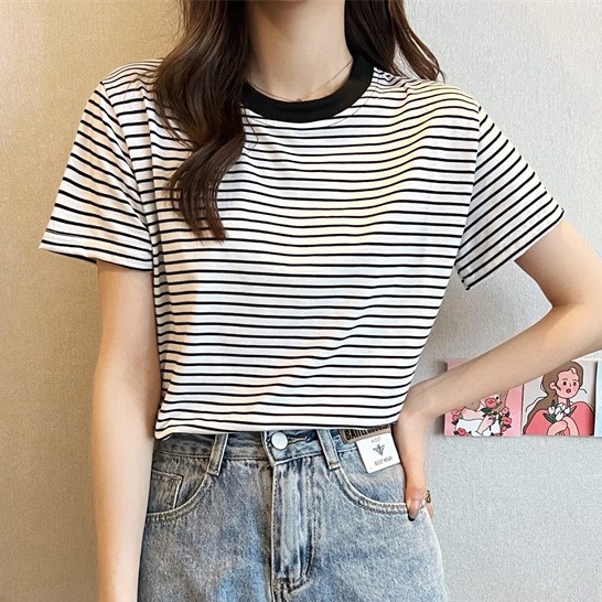 Áo Thun Nữ Ngắn Tay Cổ Tròn Kẻ Sọc Phong Cách Hàn Quốc Nhiều Màu Tùy Chọn