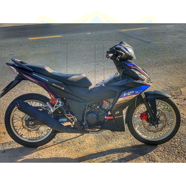 ( Quí khách vui lòng mang ra tiệm cho thợ dán ) Tem winner hp4 crom xanh đen