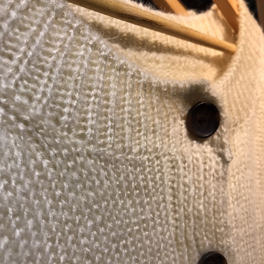 Áo len khoác ngoài dáng oversize