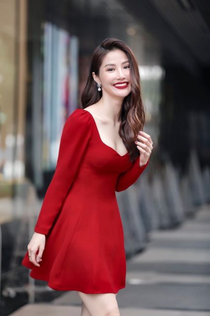 ĐẦM XOÈ TAY DÀI