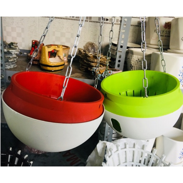 Chậu Nhựa Tự Dưỡng 2 Lớp Kèm Dây Xích Treo Thoát Nước thông minh (2 size)
