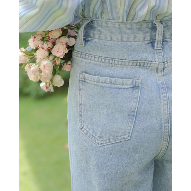 ÁO SƠ MI NỮ KẺ SỌC DÀI TAY VINTAGE PHỐI QUẦN JEANS THÊU HỌA TIẾT NHÍ SIÊU XINH