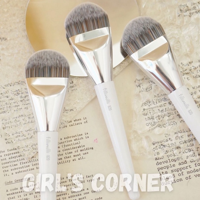 Cọ tán kem nền Fillimilli Flat Foundation Brush 820