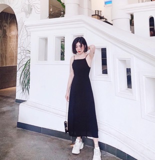 ĐẦM MAXI ĐEN 2S XẺ xt