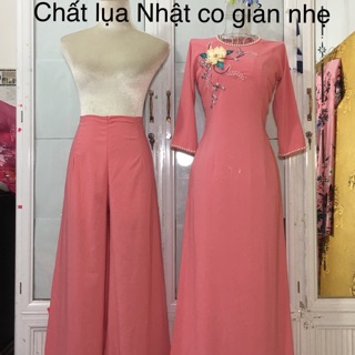 Áo dài đính hoa 3D