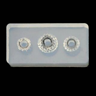 Khuôn charm đổ resin