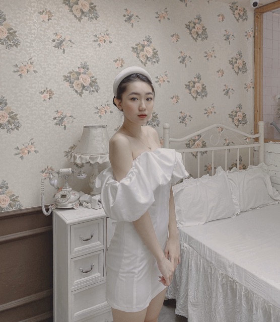 Đầm bèo vai Dreamy