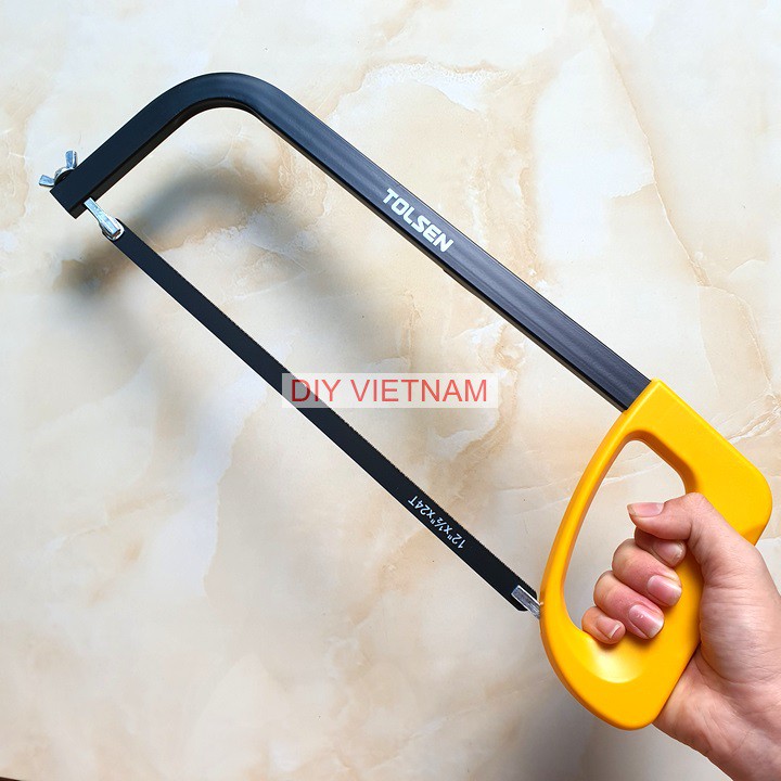 Cưa sắt cầm tay cao cấp hãng Tolsen kích thước 300mm, được tặng kèm 1 lưỡi thay thế - Khung cưa sắt