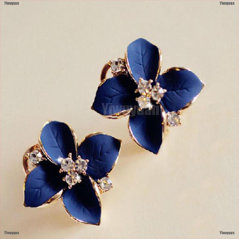 Bông Tai Đính Pha Lê Thanh Lịch Dành Cho Nữ