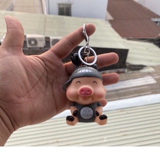 { Giá Rẻ } Móc khóa heo đội nón Totoro { A54 }