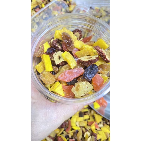 Mix 5 Loại Trái Cây Tươi Và Xí Muội Sấy Dẻo Tự Nhiên 500g