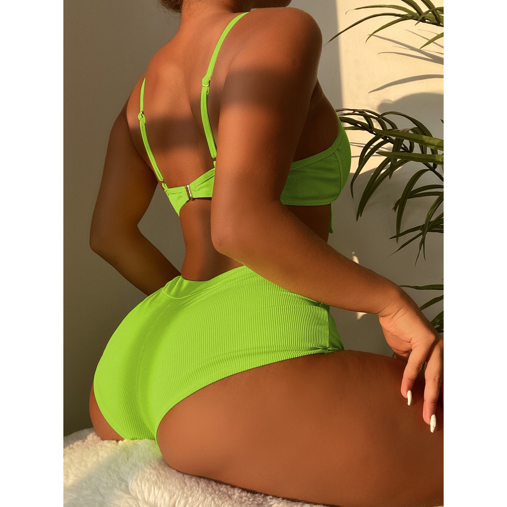 Bộ đồ bơi màu xanh lá neon nâng ngực thiết kế dây đan chéo ngực thời trang quyến rũ cho nữ CA41 | BigBuy360 - bigbuy360.vn