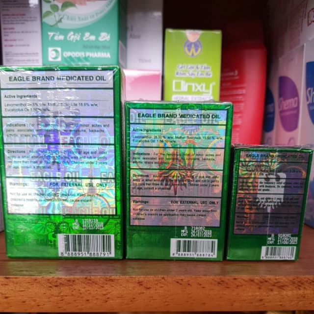 Dầu xanh con ó 1 nắp singapore eagle brand medicated