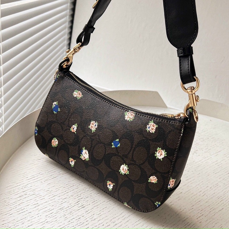 Túi Coach dáng thuyền siêu xịn store