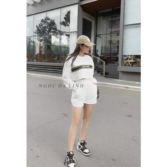 Set Bộ Xốp Áo Dài Tay Croptop Chữ D Phối Quần Short