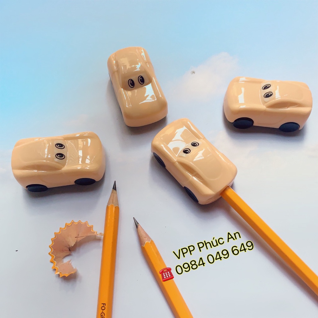 01 chiếc gọt chì hình ô tô cute cho bé yêu