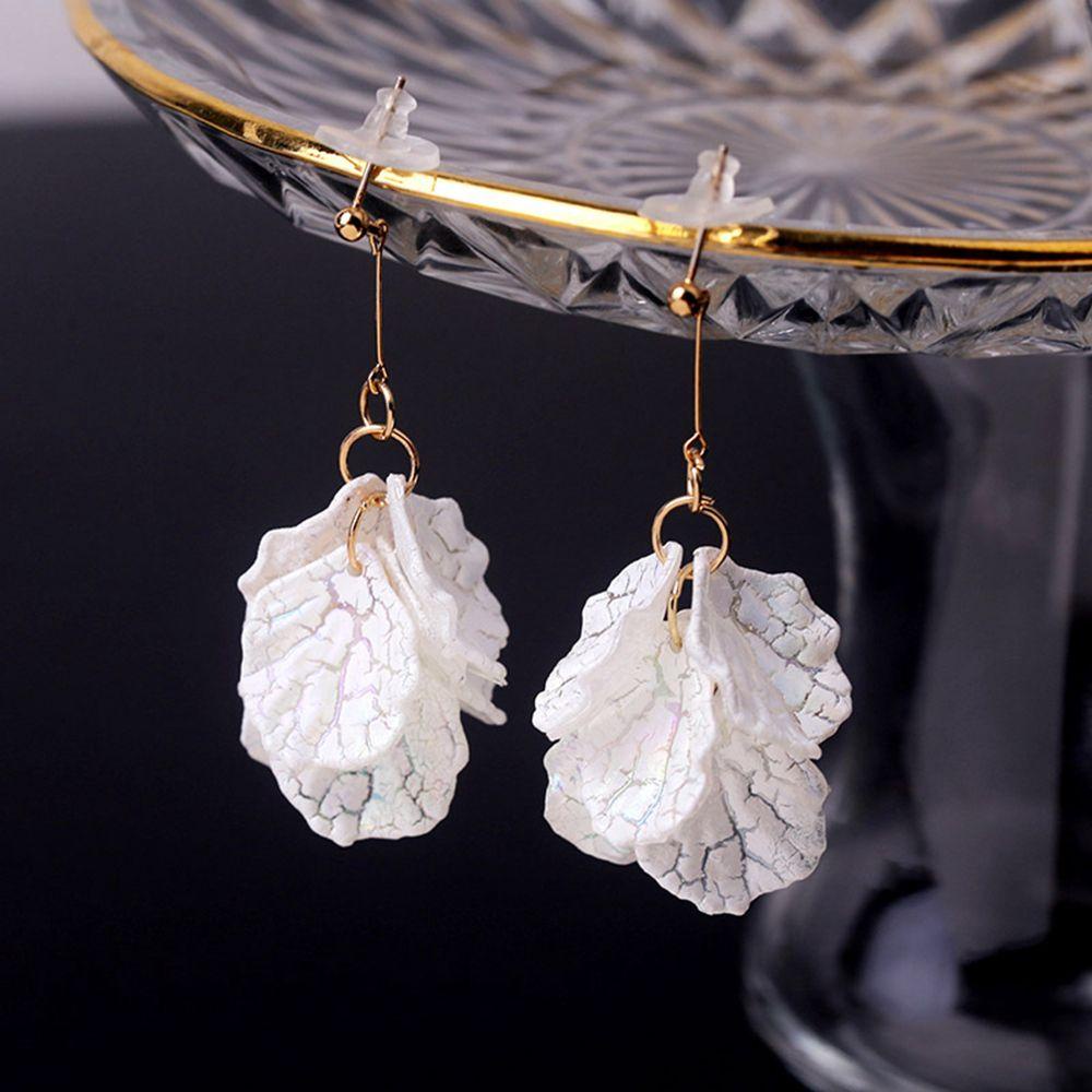 Khuyên Tai Hình Hoa Lá Bằng Nhựa Acrylic Màu Trắng Thời Trang