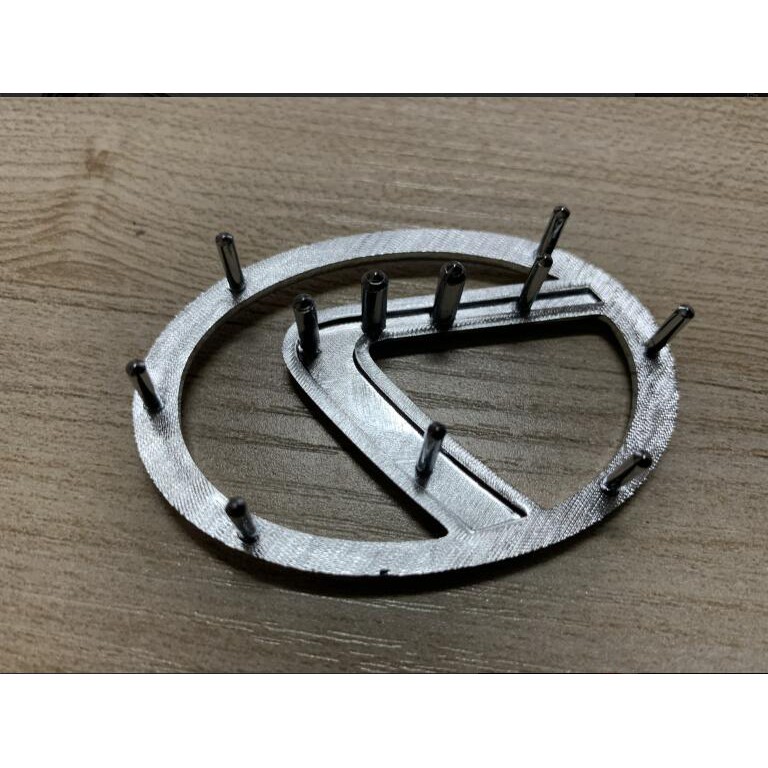 Miếng dán logo trang trí vô lăng xe ô tô Lexus