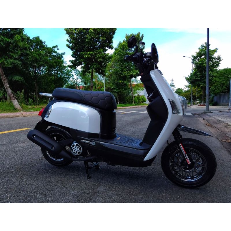 Dè chắn bùn phía trước yamaha CUXI