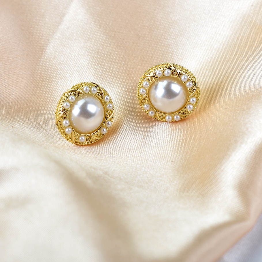 Khuyên Kẹp Vành Tai Đính Ngọc Trai Nhân Tạo Thời Trang