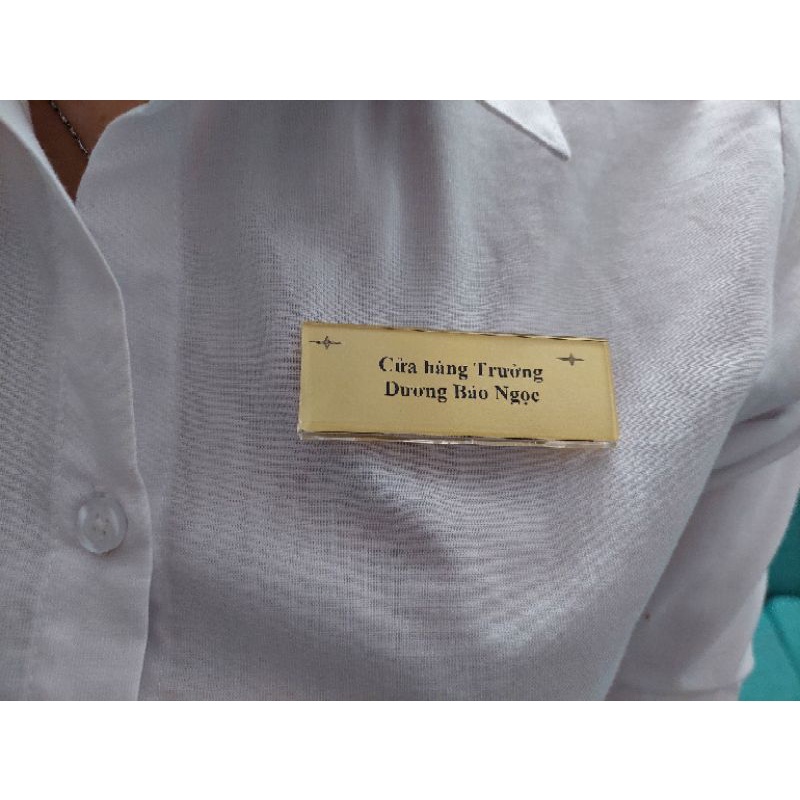 Bảng tên nam châm cài áo-Bảng tên cài áo bằng mica - Bảng tên nhân viên gắn nam châm