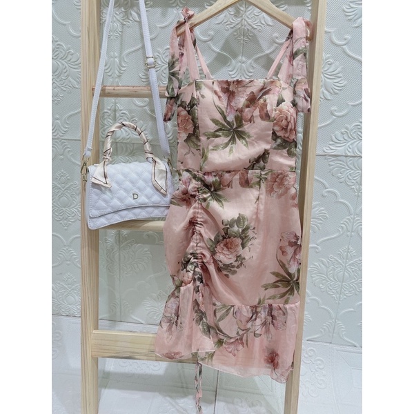 Váy hai dây hoa rút dây có cúp ngực