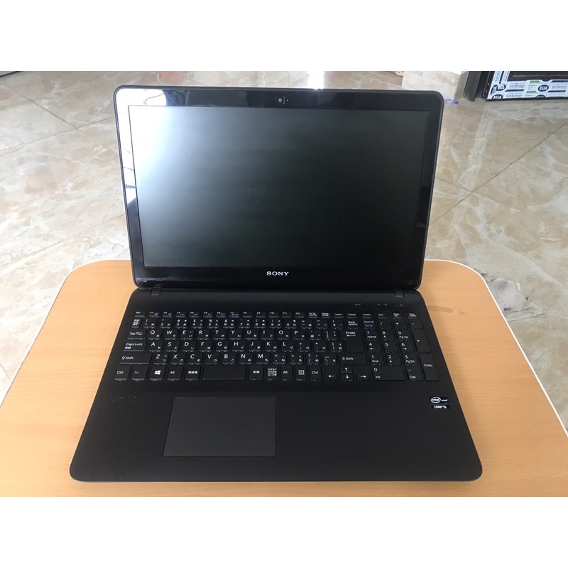 Laptop SONY VAIO SVF15