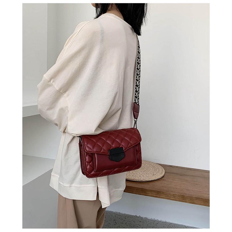 TÚI XÁCH THÊU CHUỖI KIM CƯƠNG PHIÊN BẢN HÀN QUỐC THỜI THƯỢNG DẠNG HỘP THƯ❤️EMILyna Shop❤️