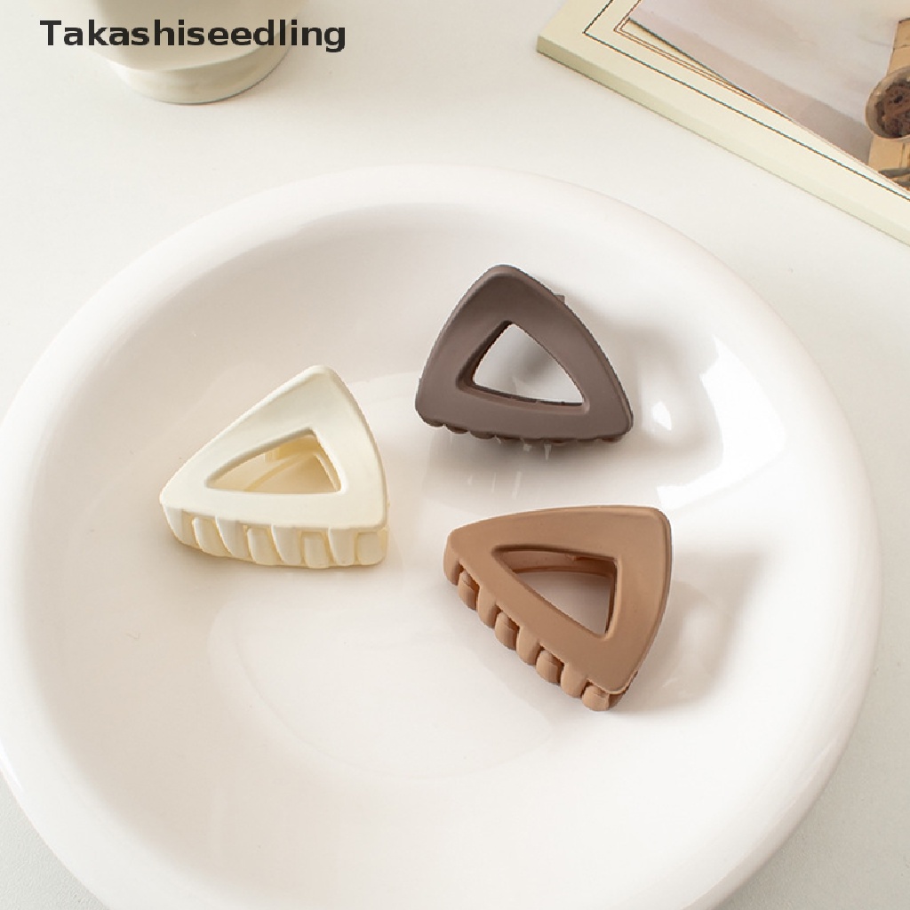 Kẹp tóc tạo kiểu đuôi ngựa nhỏ hình tam giác mới lạ