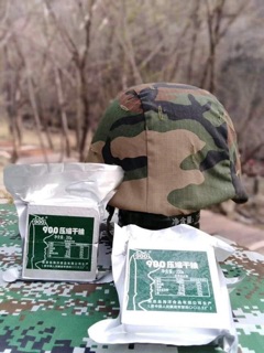 Lương khô quân đội hộp sắt (loại hộp 1,2kg, 6 phong/hộp)