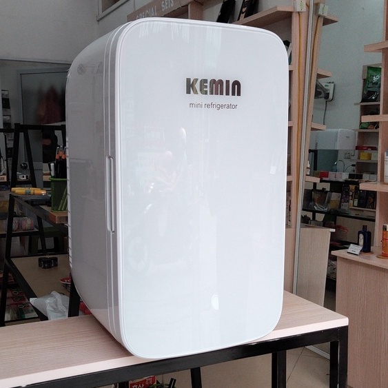 Tủ lạnh mini Kemin zozon 22-25lít đựng sữa,mỹ phẩm điều chỉnh nhiệt độ 2 chiều mặt kính cường lực dùng được cho xe oto