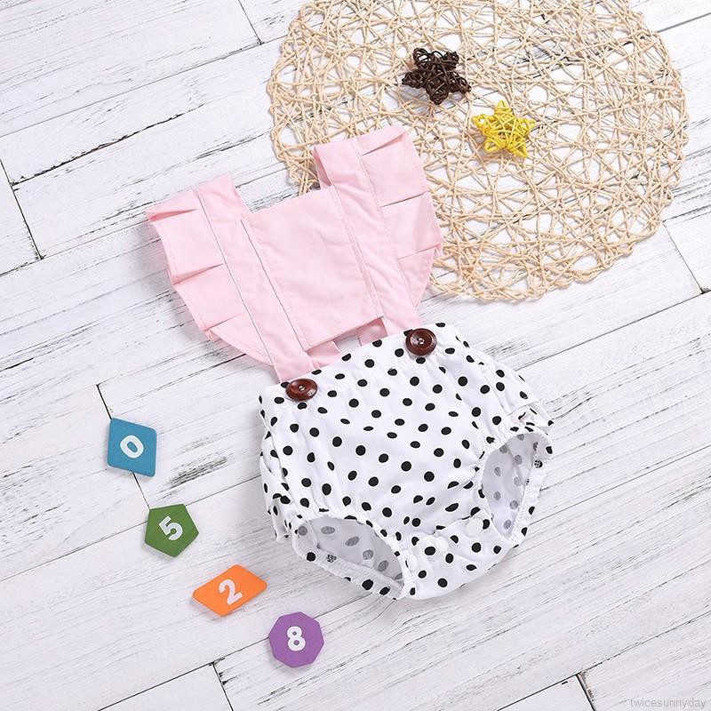 Bộ jumpsuit màu hồng xinh xắn cho bé gái