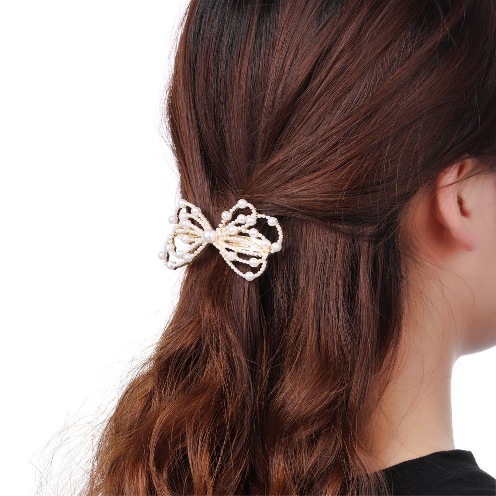 Kẹp tóc hình bướm đính ngọc trai nhân tạo phong cách Hàn Quốc
