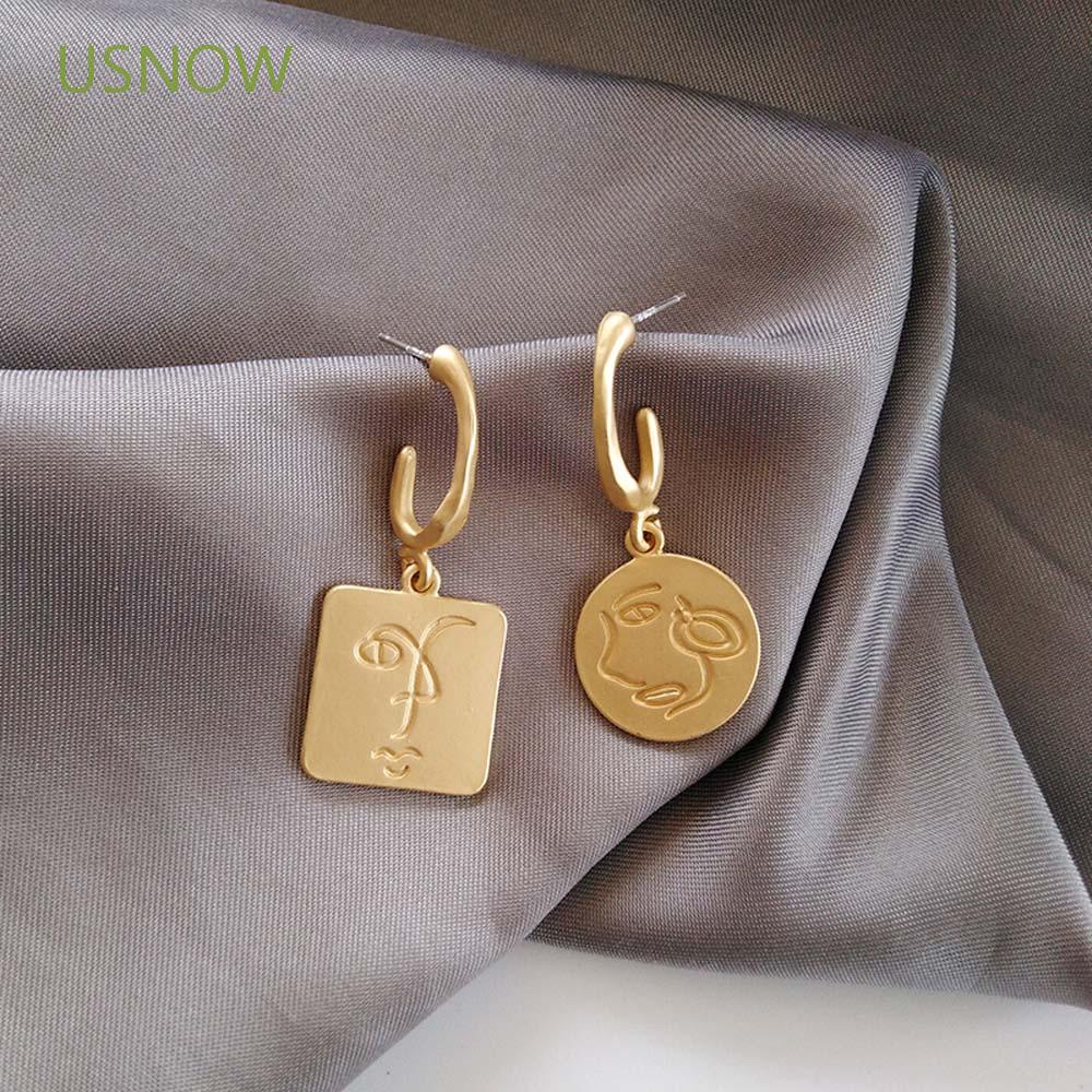 Khuyên Tai Kim Loại Không Đối Xứng Nhiều Màu Sắc Thời Trang Cổ Điển Cho Nữ