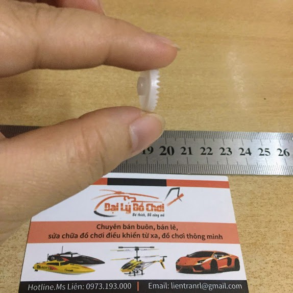 Bánh răng vương miệng 30 răng trục 2.9mm đường kính 15.5mm
