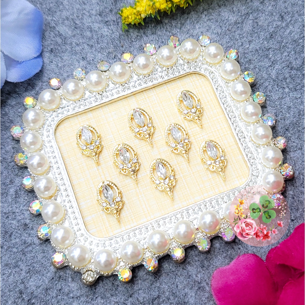 Mã CR277 . Charm kim loại đính đá trang trí móng siêu xinh.