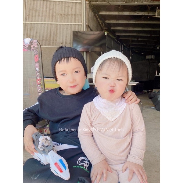 Mũ len quả bông siêu xinh cho bé.