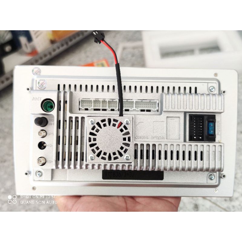 MÀN HÌNH DVD ANDROID OLED C8 NEW tặng camera lùi AHD và camera HÀNH TRÌNH | BigBuy360 - bigbuy360.vn