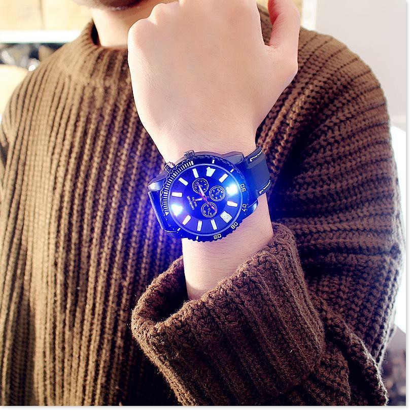 [FREESHIP] Đồng hồ nam dạ quang Candycat siêu đẹp, mặt sáng, chống thấm nước, chống trầy xước hiệu quả 8050