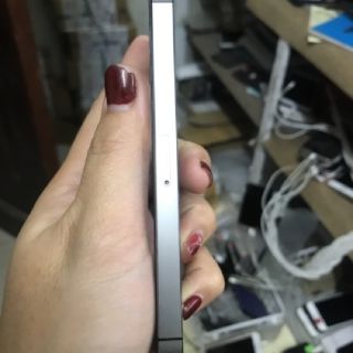 điện thoại Apple iPhone 5s Lock