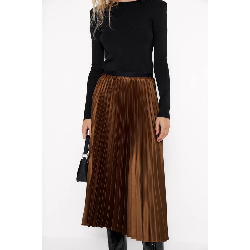 ZARA Đức -Chân váy sale auth new tag cao cấp chính hãng có sẵn dập ly xếp li midi xòe vàng kim lụa bóng kem | BigBuy360 - bigbuy360.vn