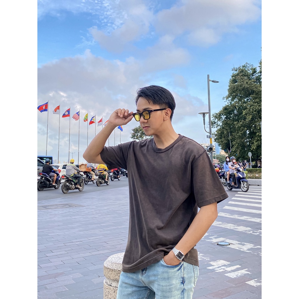 Áo thun tay lỡ may ngược