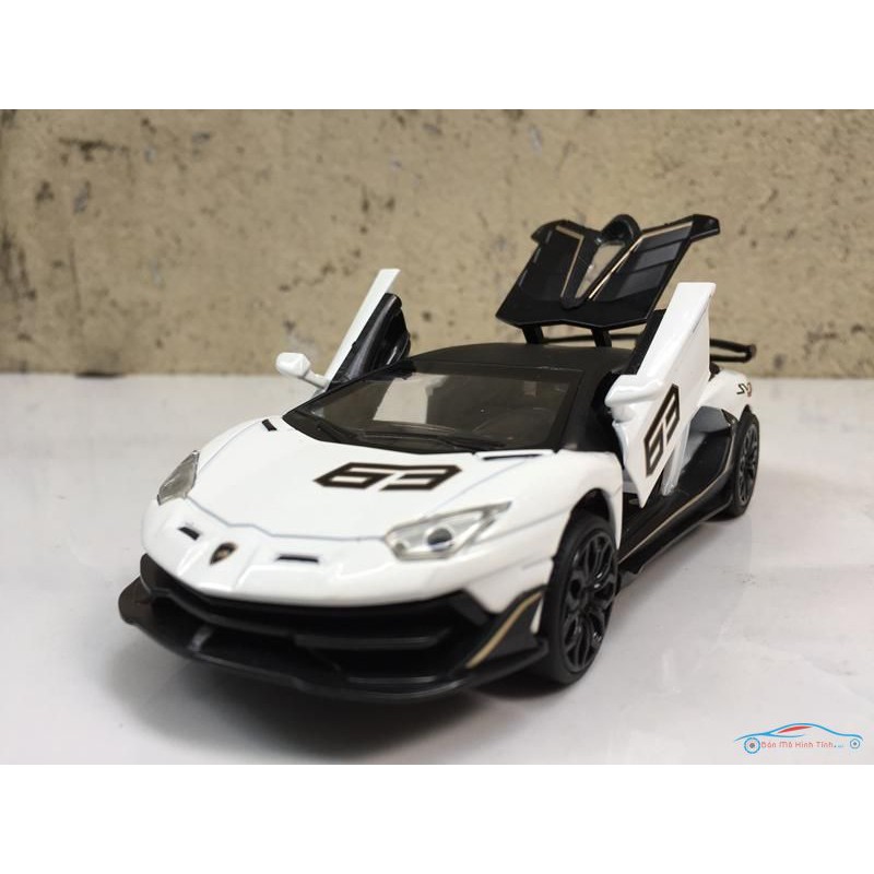 ​Mô hình xe Ô TÔ Lamborghini Aventador SVJ tỷ lệ 1:32