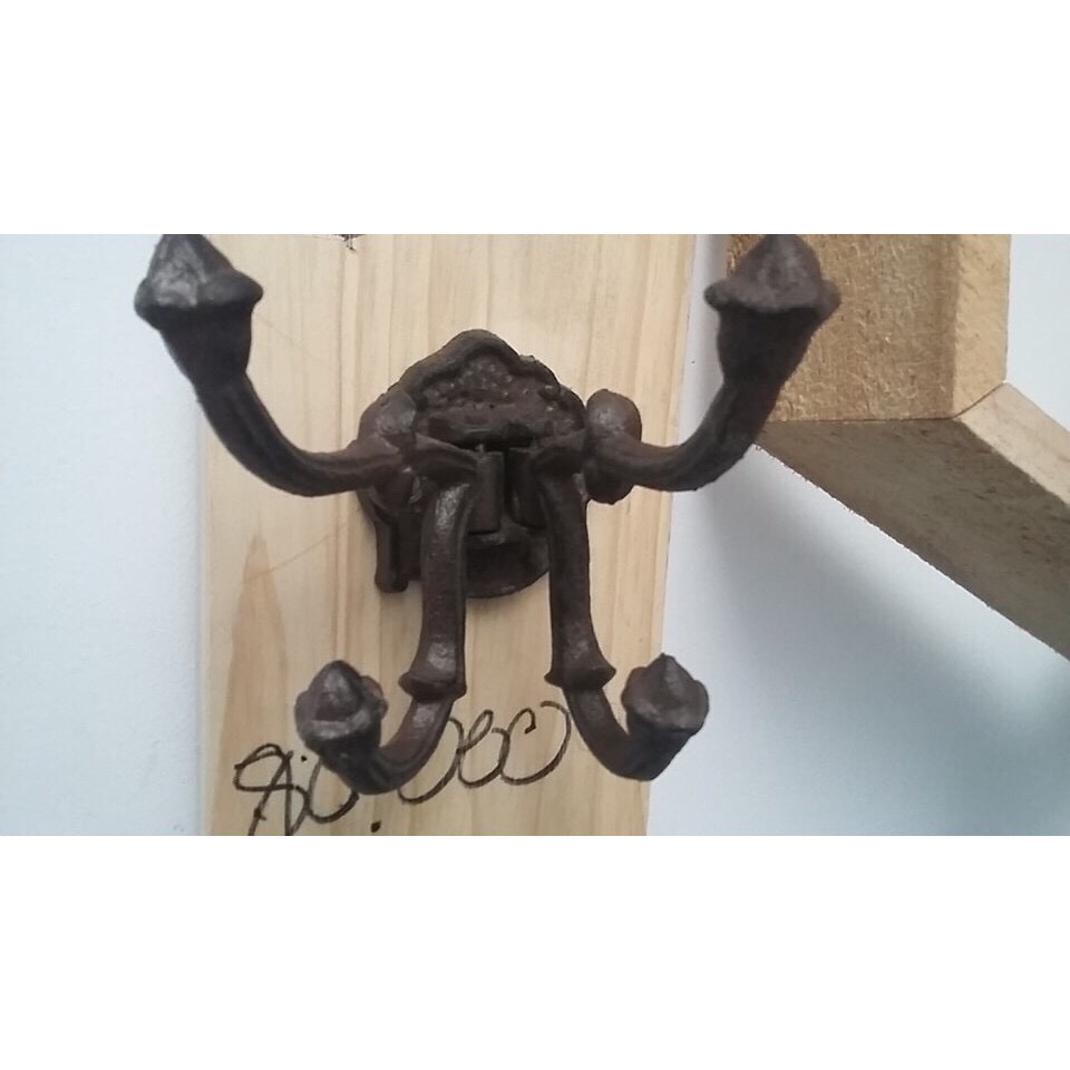 Hoa văn chỉnh hướng 4 móc