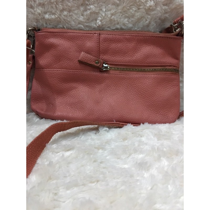 Túi đeo chéo da thật