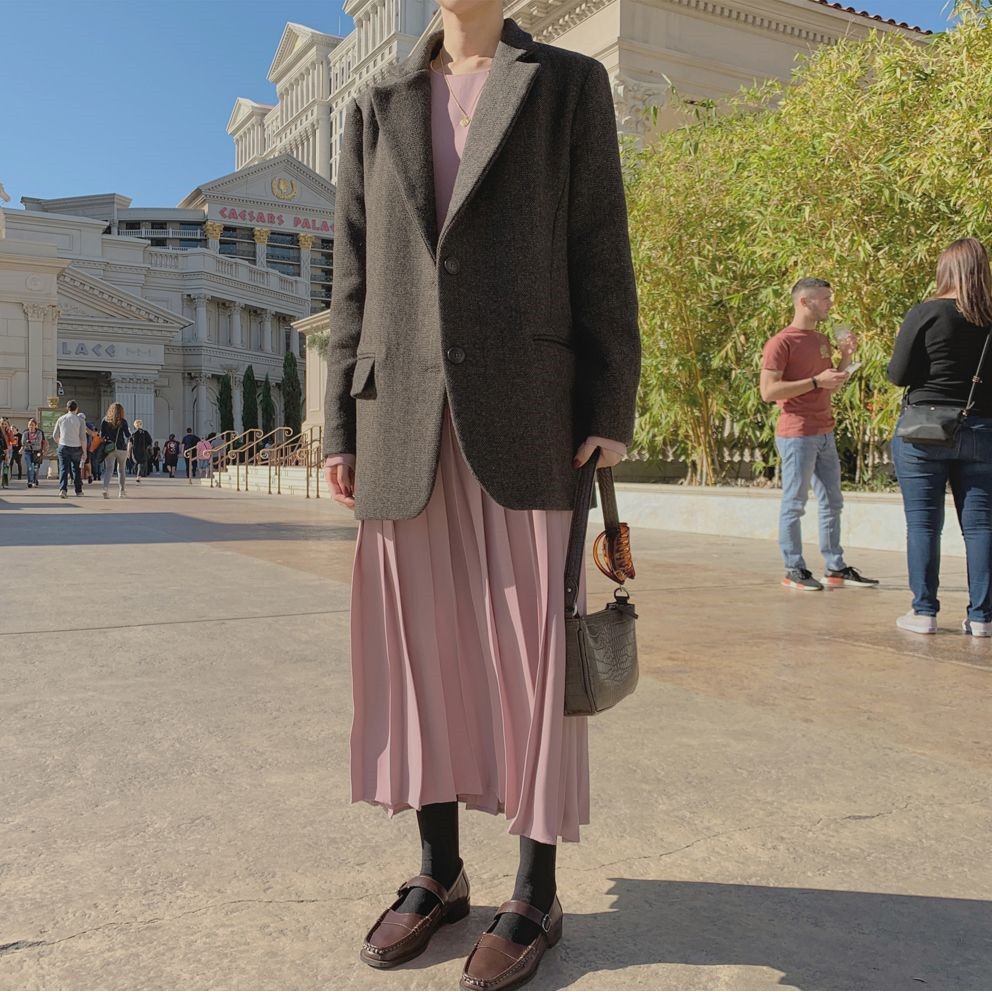 Đầm midi màu trơn cổ tròn dài tay dễ thương 32352 | BigBuy360 - bigbuy360.vn