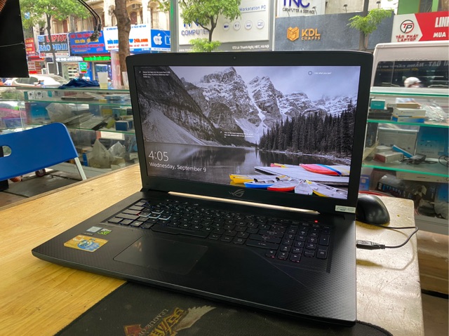 Laptop cũ Asus GL703 core i7 8750H còn BH hãng | BigBuy360 - bigbuy360.vn