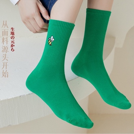 Vớ tất trơn cổ cao thêu icon chú ong Bee vàng giữa bắp chân