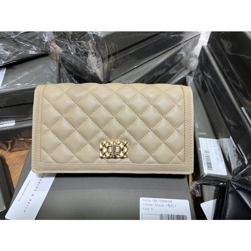 TÚI CNK KHOÁ XOAY DA CÁ ĐUỐI SIZE MINI